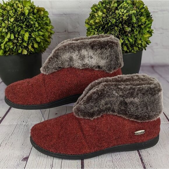 Acorn Faux Fur Chinchilla Booties - Picture 4 of 10